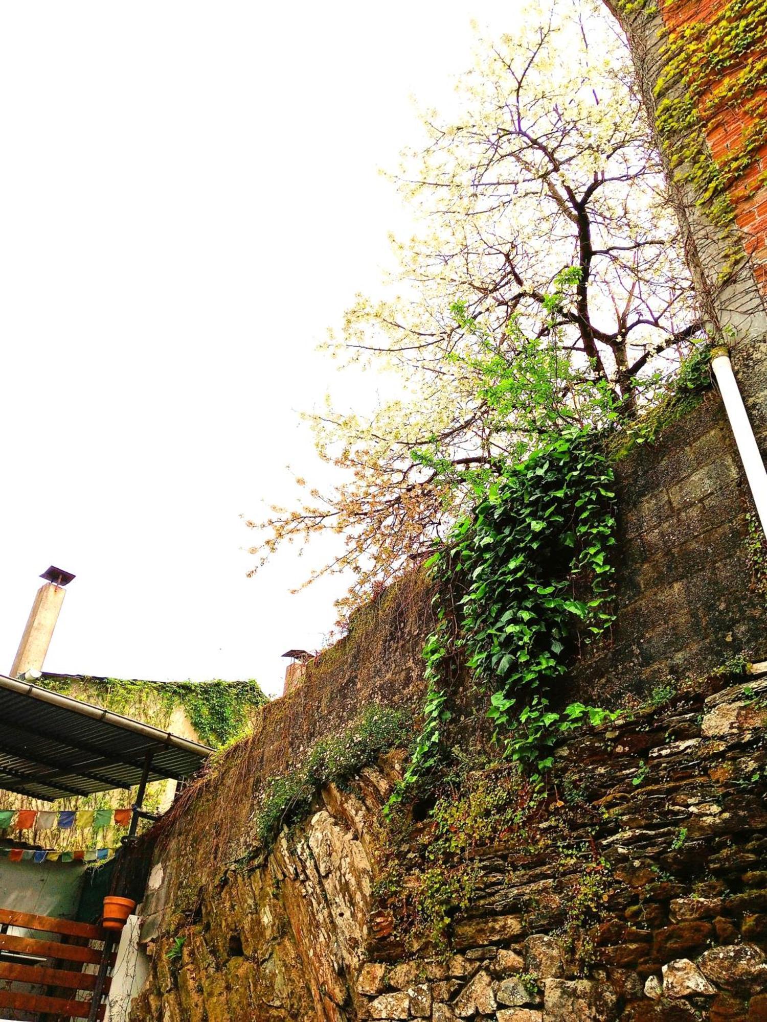 Albergue San Lazaro Sarria Exterior foto